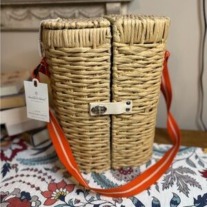 Magnolia Woven Drink Carrier Picnic Basket | Insulated Wine Bottle Bag